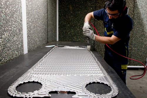 service centre spain plate man working